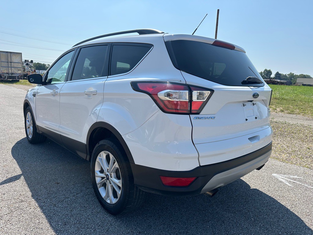 2018 Ford Escape Image 3