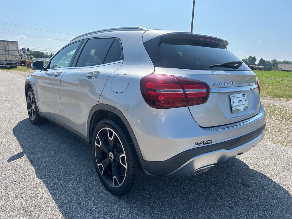 2018 Mercedes-Benz GLA-Class Image 3