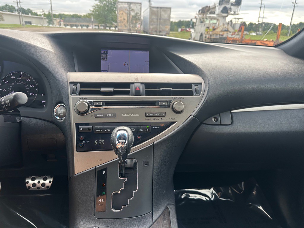 2015 Lexus RX Image 14