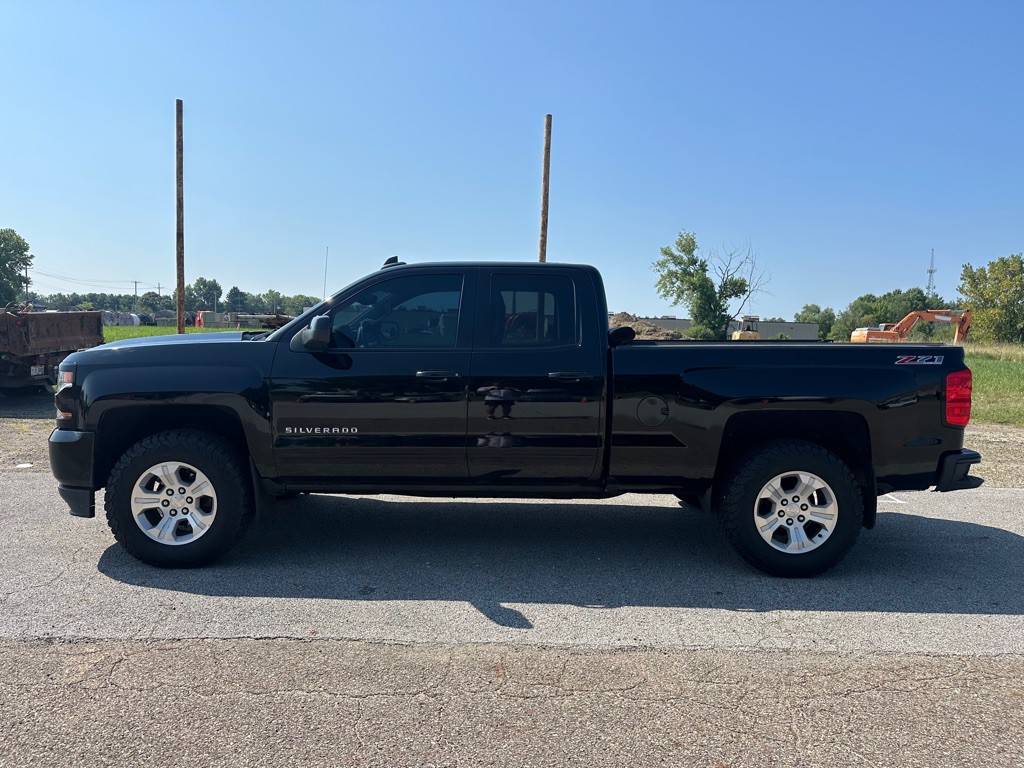 2016 Chevrolet Silverado 1500 Image 2