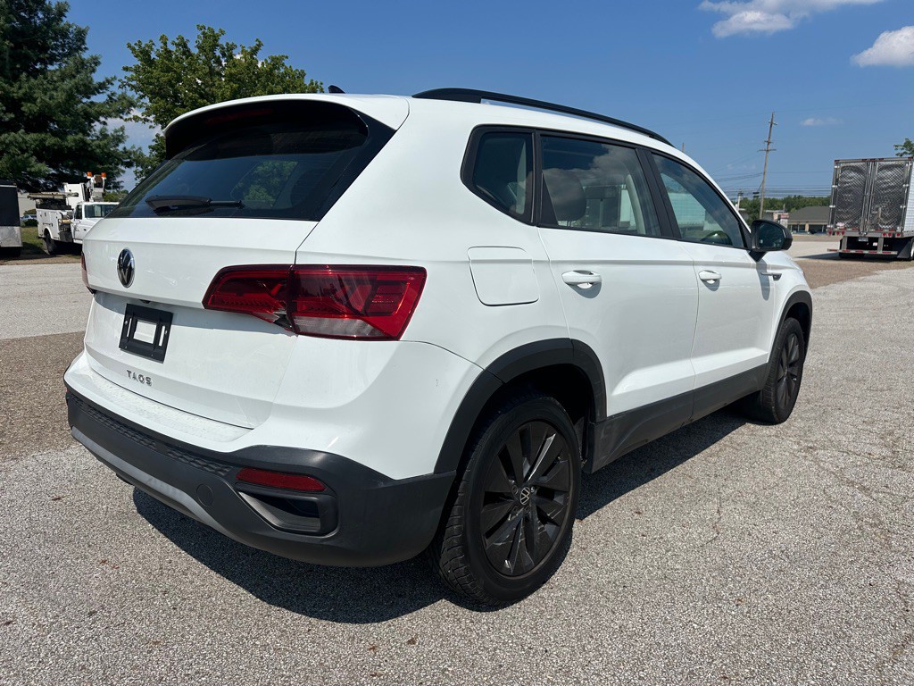 2022 Volkswagen Taos Image 6