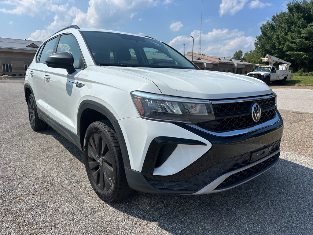 2022 Volkswagen Taos Image 8