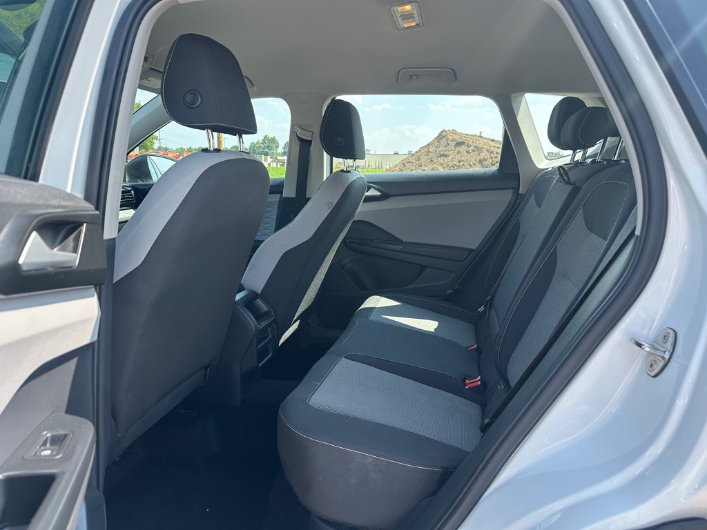 2022 Volkswagen Taos Image 9