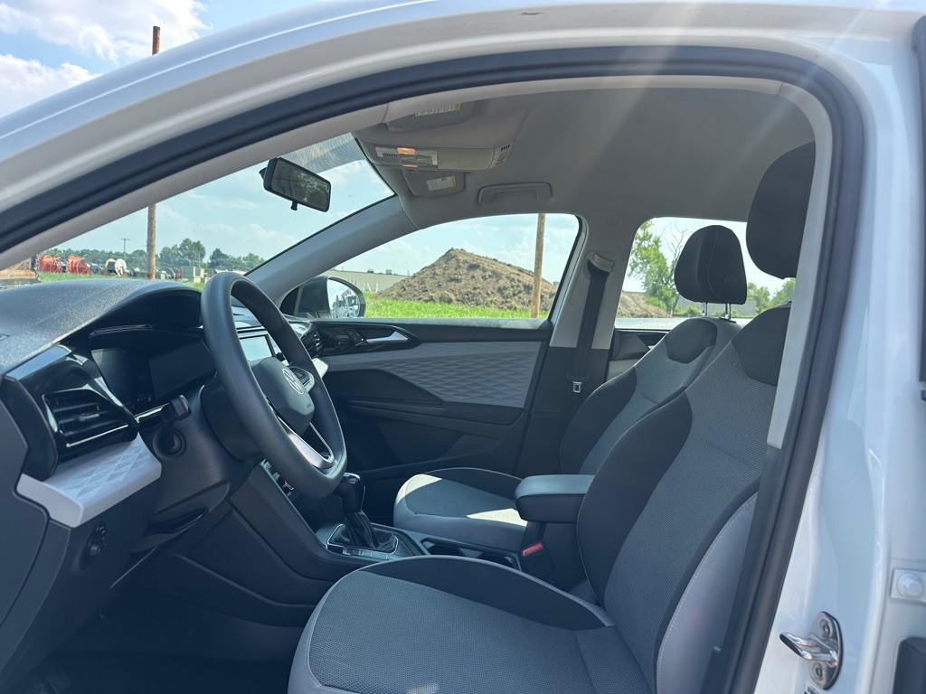 2022 Volkswagen Taos Image 12
