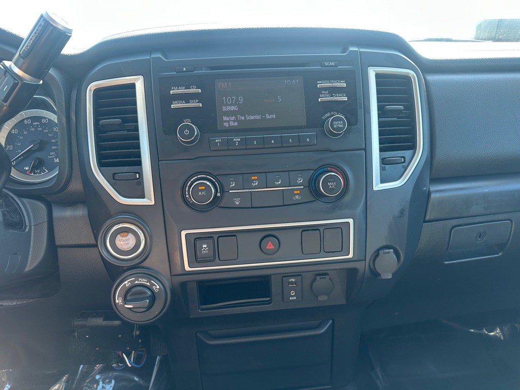 2018 Nissan Titan Image 13