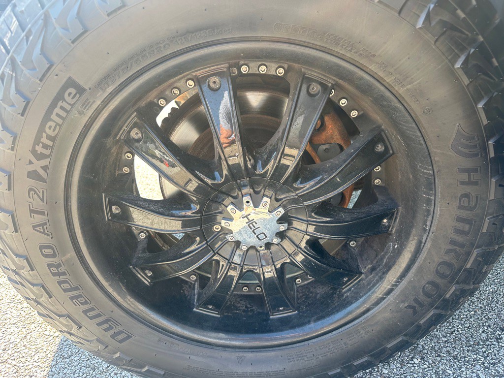 2018 Nissan Titan Image 17