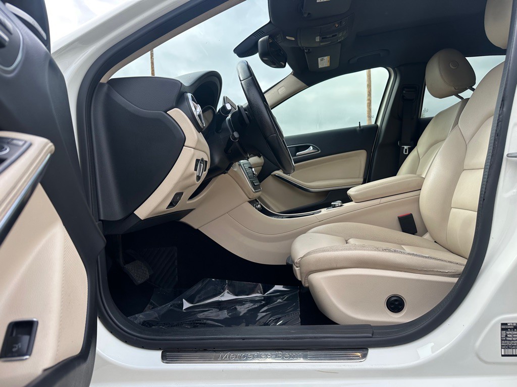 2016 Mercedes-Benz GLA-Class Image 8