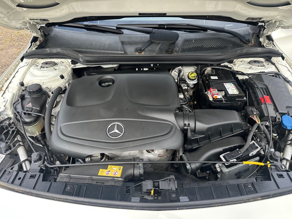 2016 Mercedes-Benz GLA-Class Image 14
