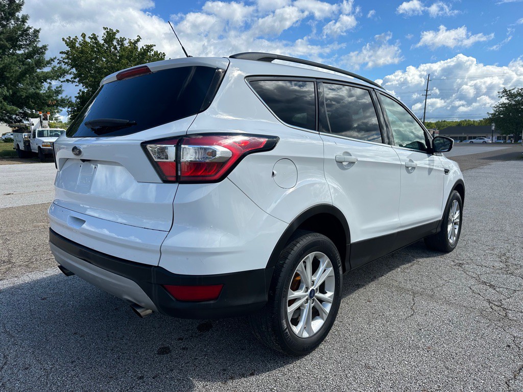 2018 Ford Escape Image 3