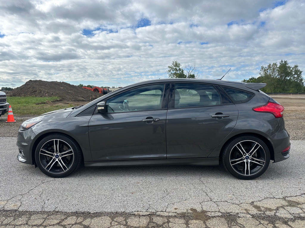 2018 Ford Focus Image 2