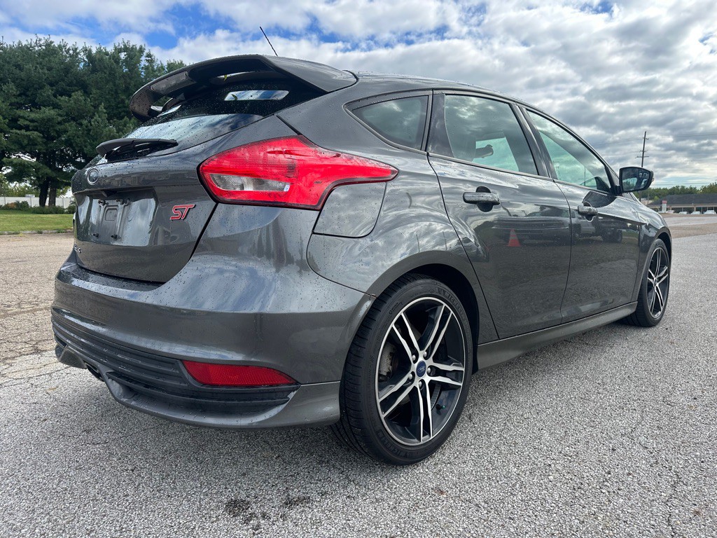 2018 Ford Focus Image 4