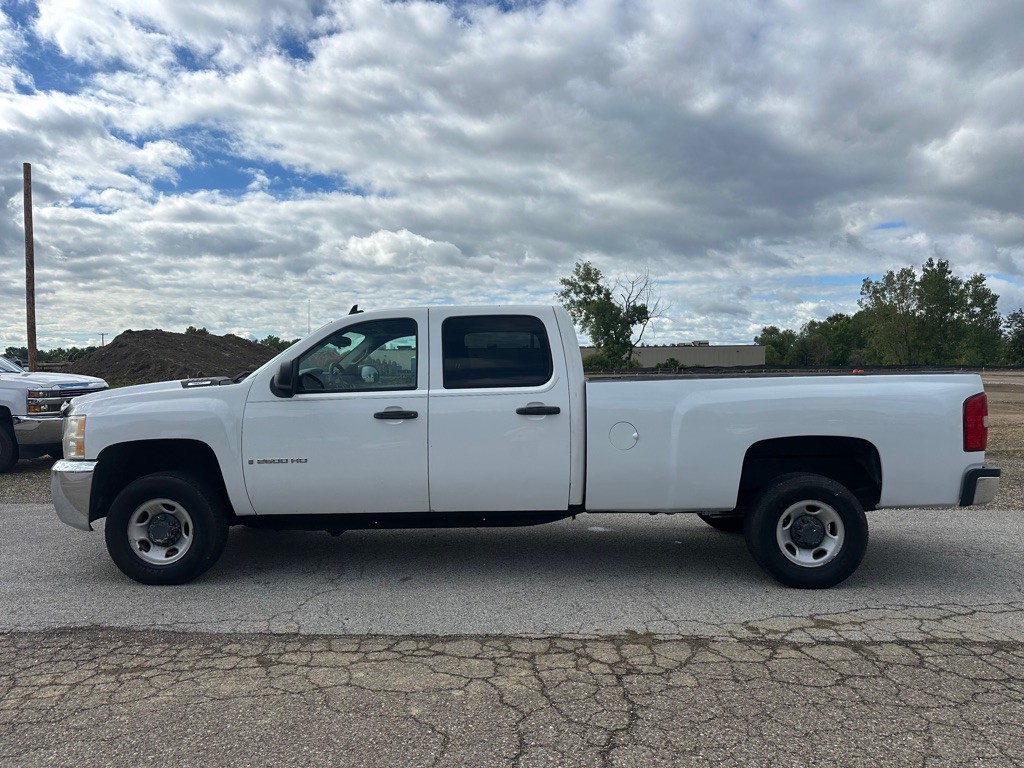 2009 Chevrolet Silverado 1500 Image 2