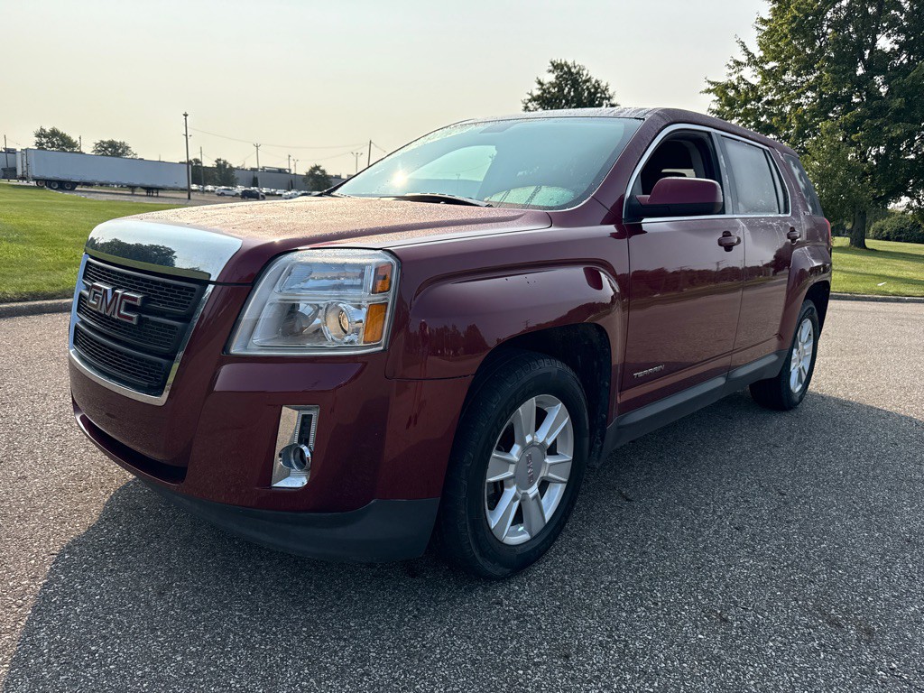 2010 GMC Terrain Image 1