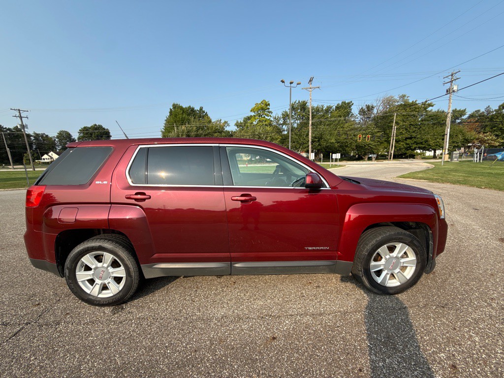 2010 GMC Terrain Image 4