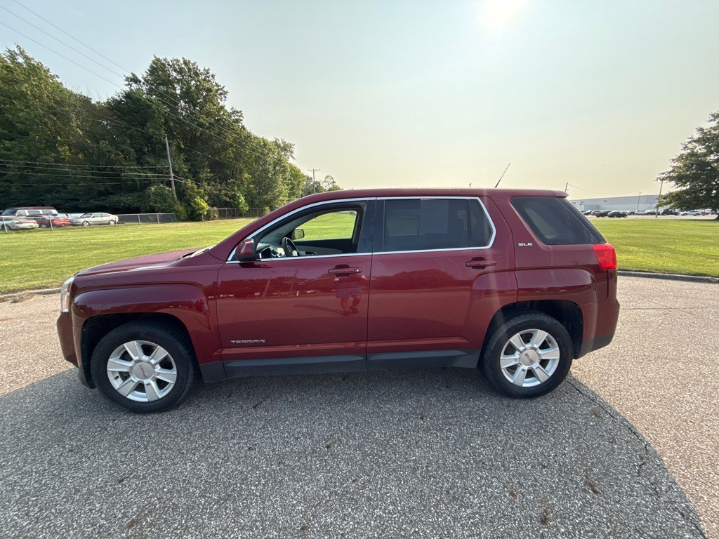 2010 GMC Terrain Image 8