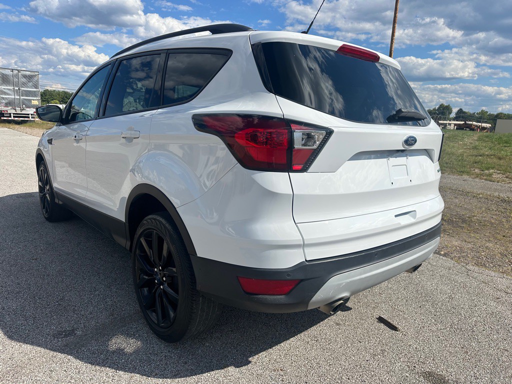 2019 Ford Escape Image 3