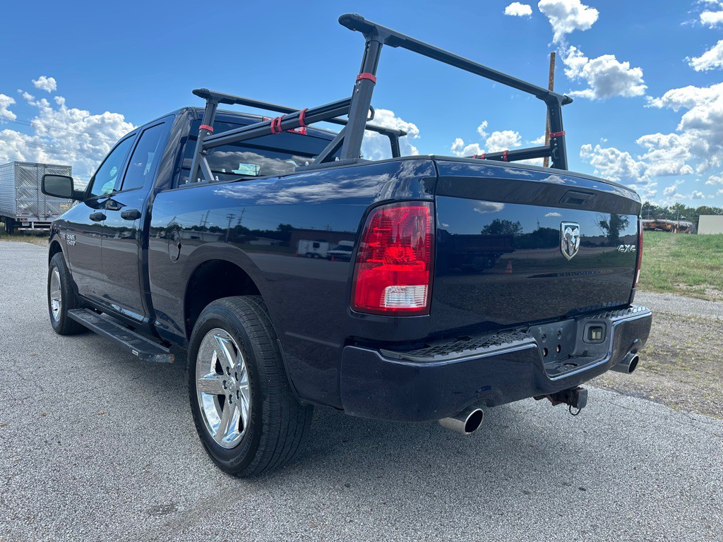 2017 RAM 1500 Image 3