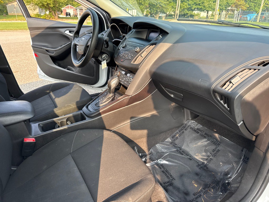 2018 Ford Focus Image 13