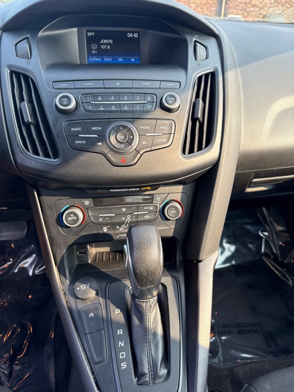 2018 Ford Focus Image 16