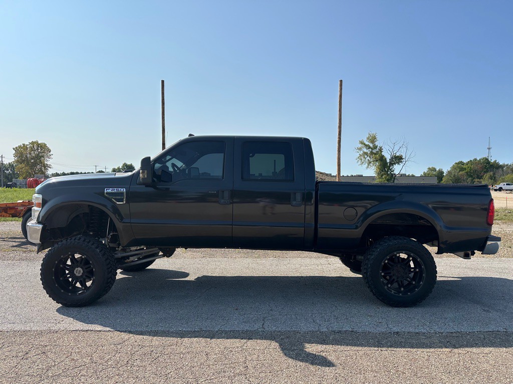 2008 Ford F-250 Image 2