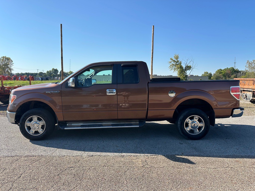 2011 Ford F-150 Image 2
