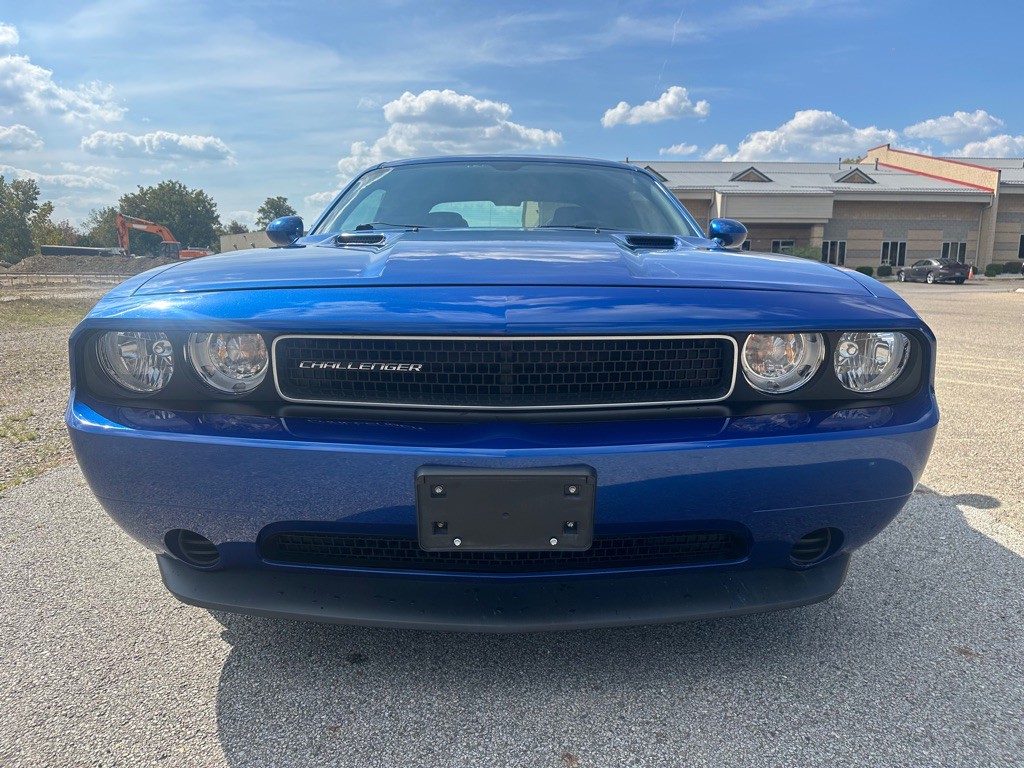 2012 Dodge Challenger Image 8