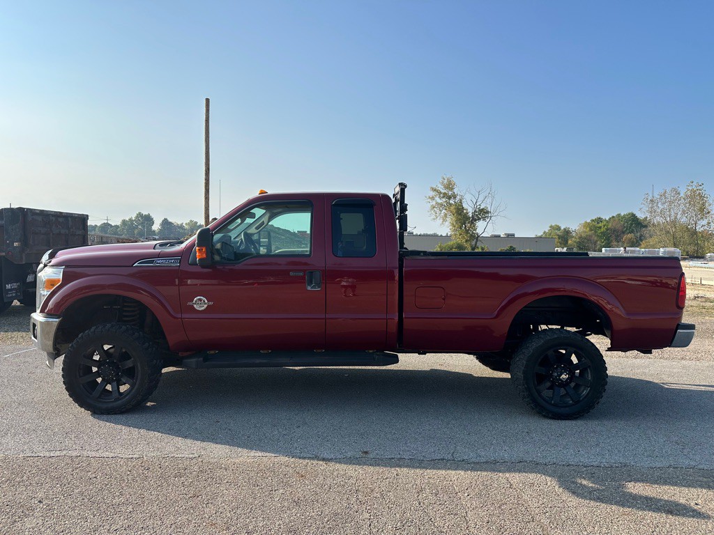 2014 Ford F-250 Image 2