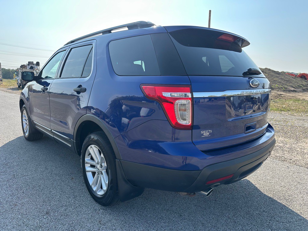 2015 Ford Explorer Image 3