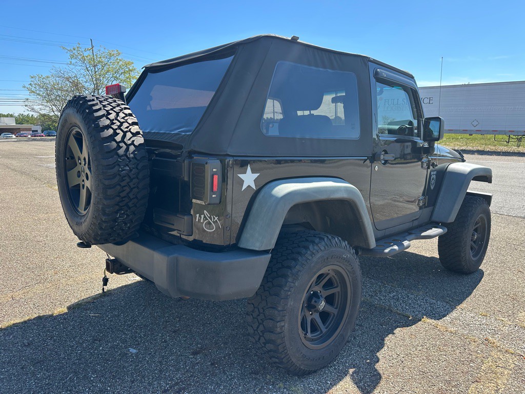 2011 Jeep Wrangler Image 6