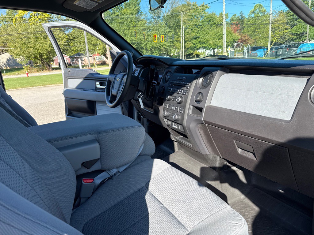 2012 Ford F-150 Image 12