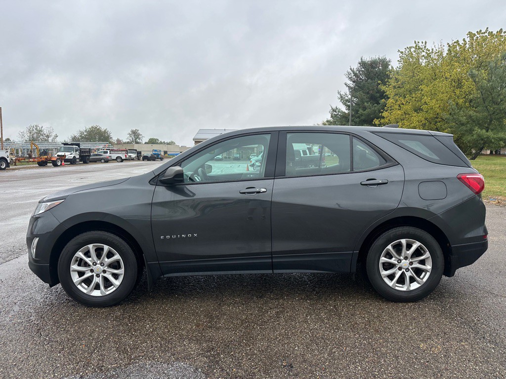 2018 Chevrolet Equinox Image 2