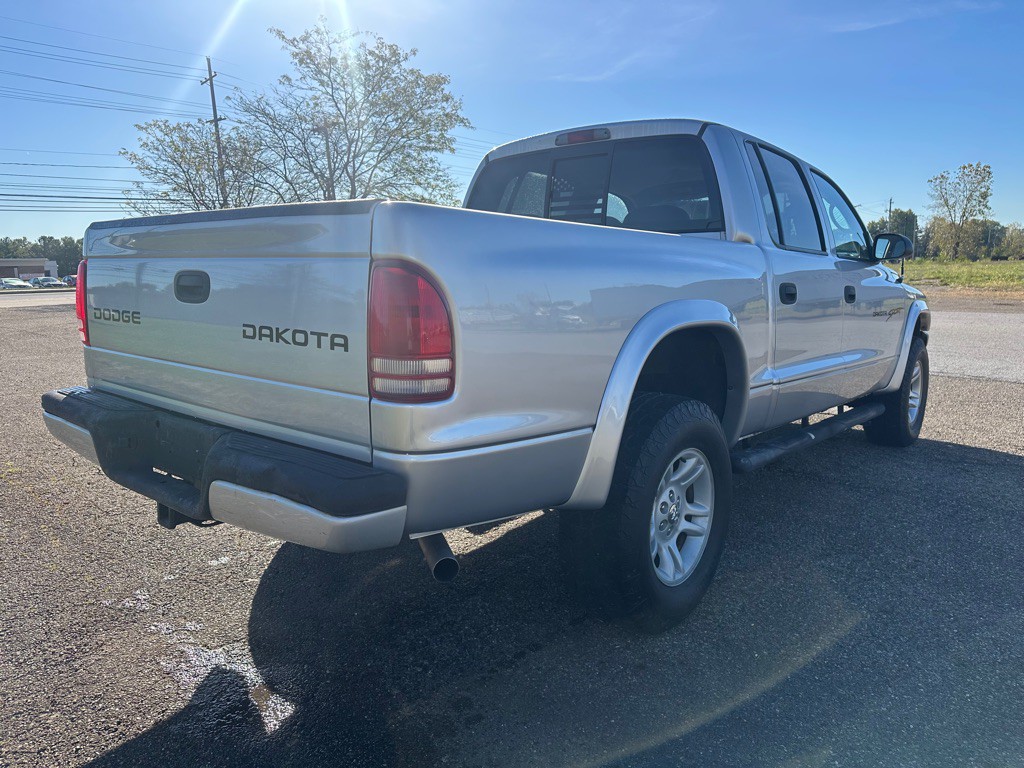 2004 Dodge Dakota Image 4