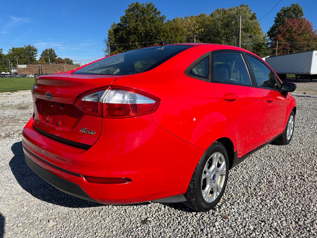 2014 Ford Fiesta Image 4