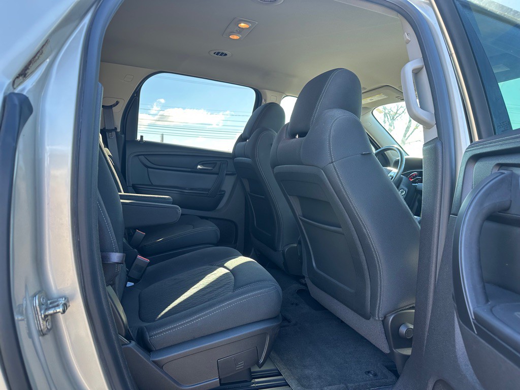 2013 GMC Acadia Image 10