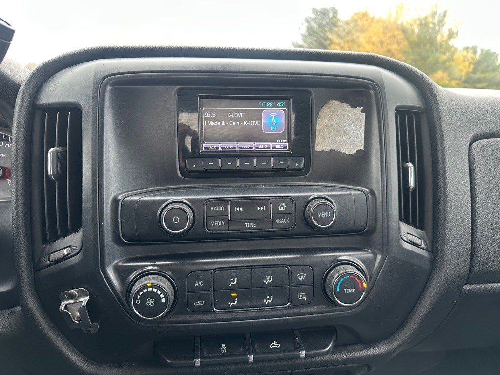 2015 Chevrolet Silverado 1500 Image 11