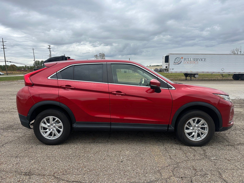 2018 Mitsubishi Eclipse Image 5