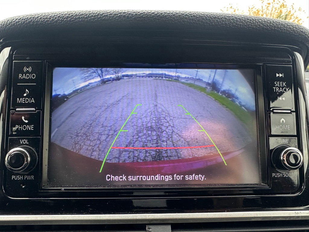 2018 Mitsubishi Eclipse Image 13