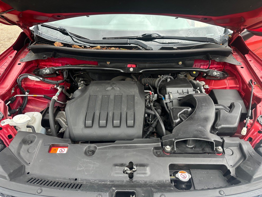 2018 Mitsubishi Eclipse Image 17