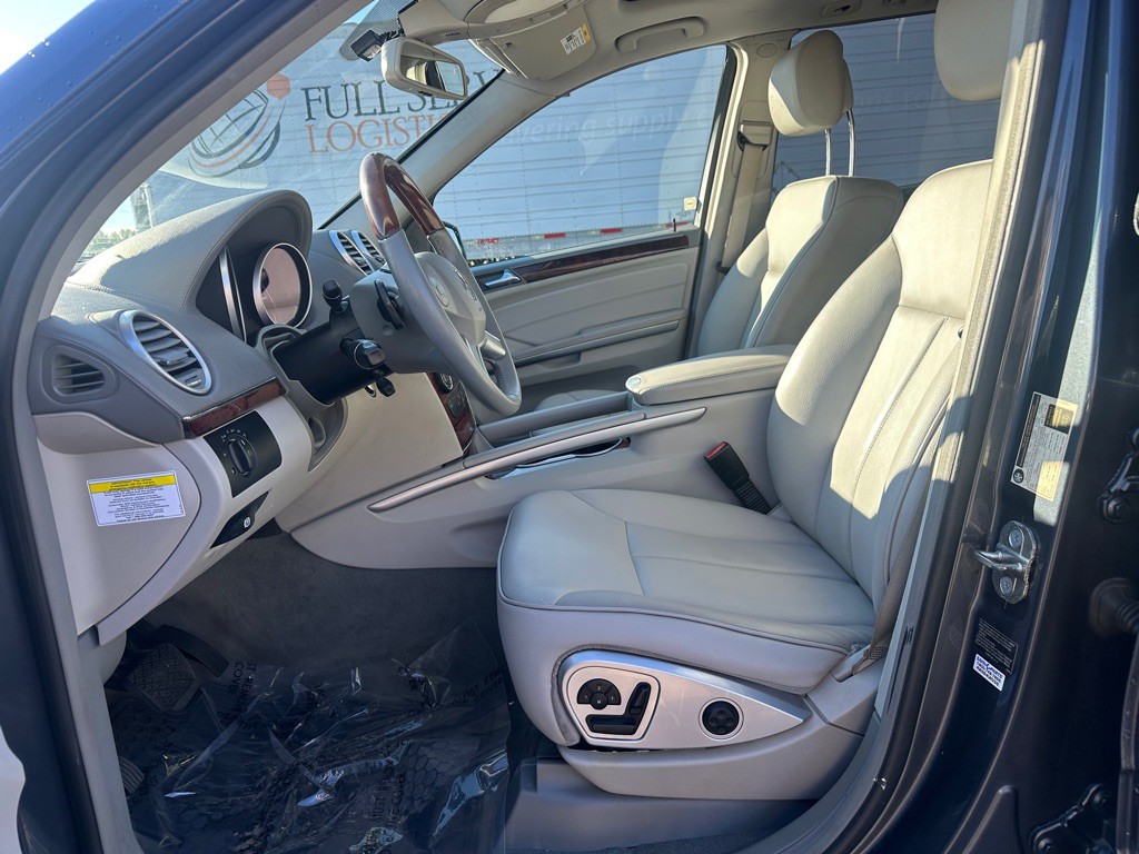 2012 Mercedes-Benz GL-Class Image 12