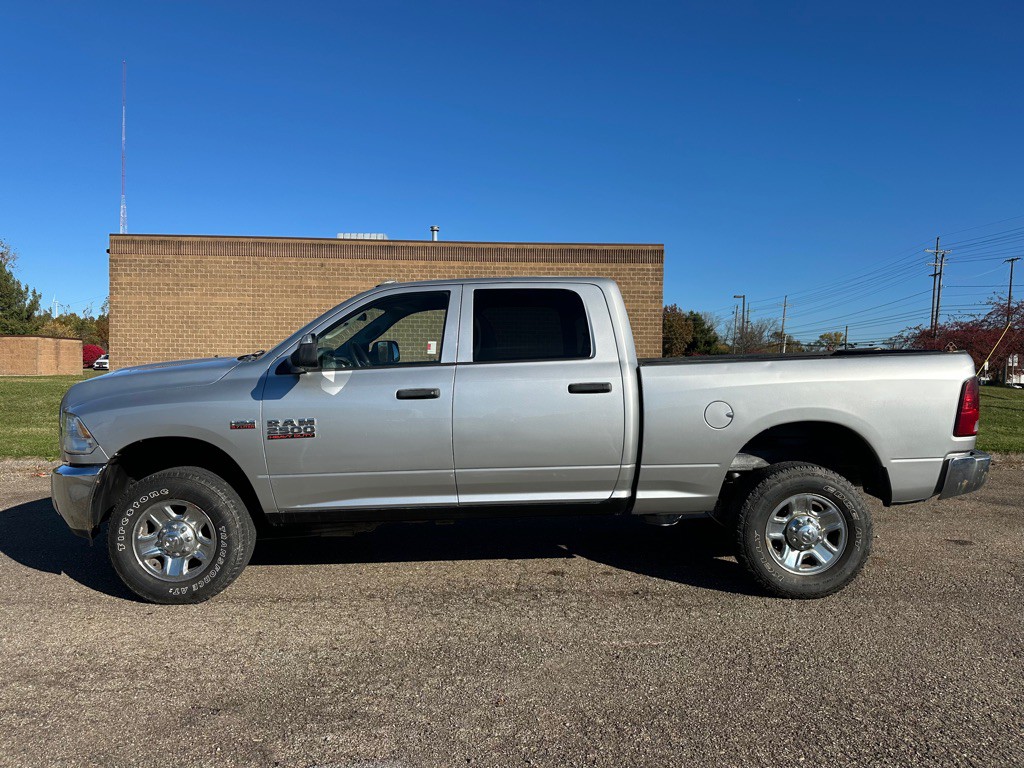 2014 RAM 2500 Image 2