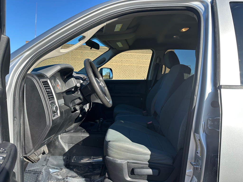 2014 RAM 2500 Image 9