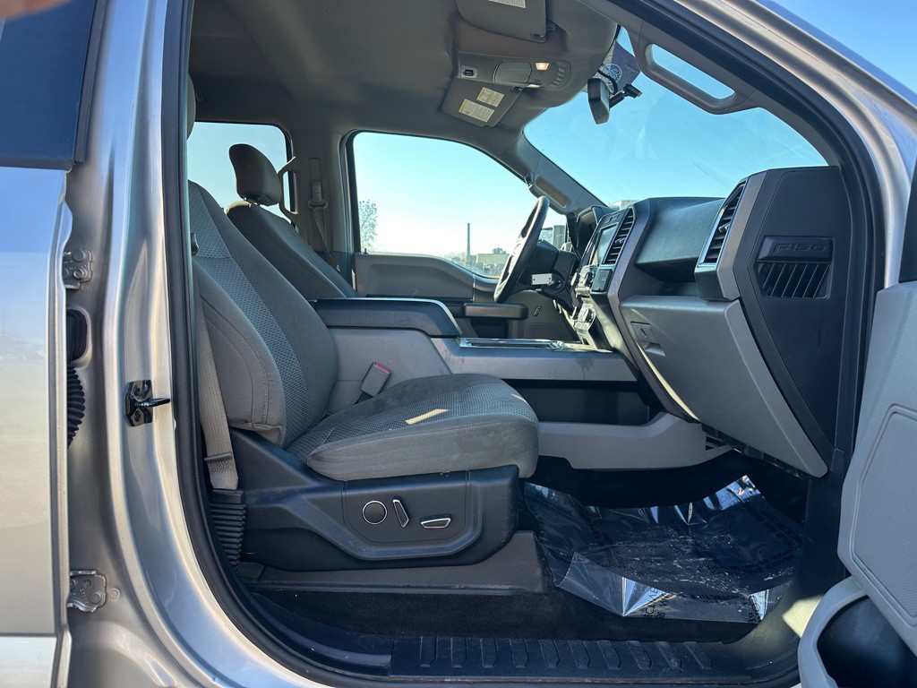 2015 Ford F-150 Image 9