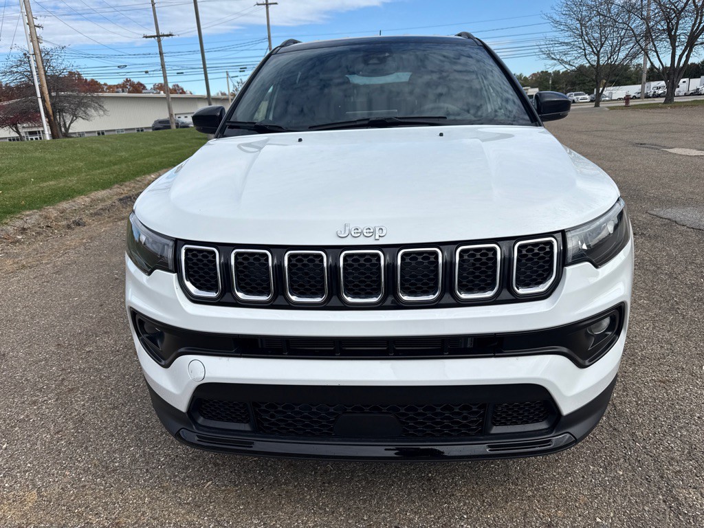 2025 Jeep Compass Image 2