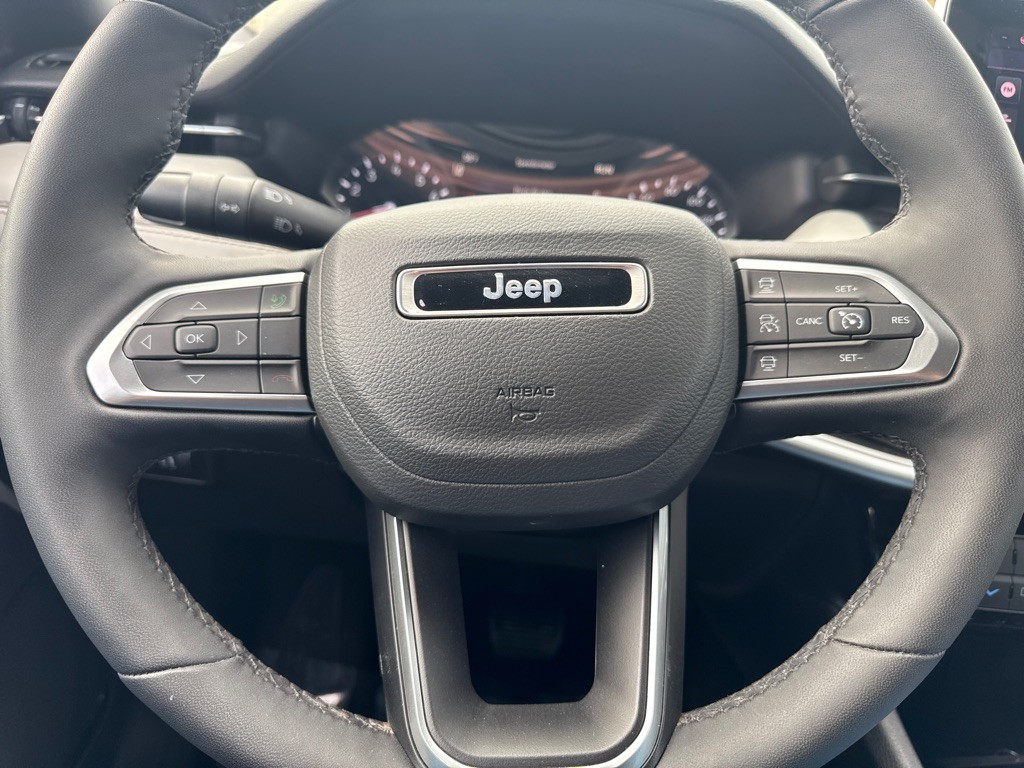 2025 Jeep Compass Image 18