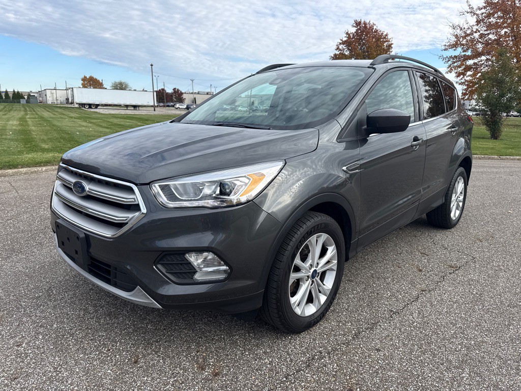 2019 Ford Escape Image 1