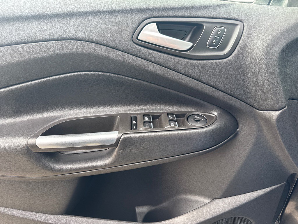 2019 Ford Escape Image 18