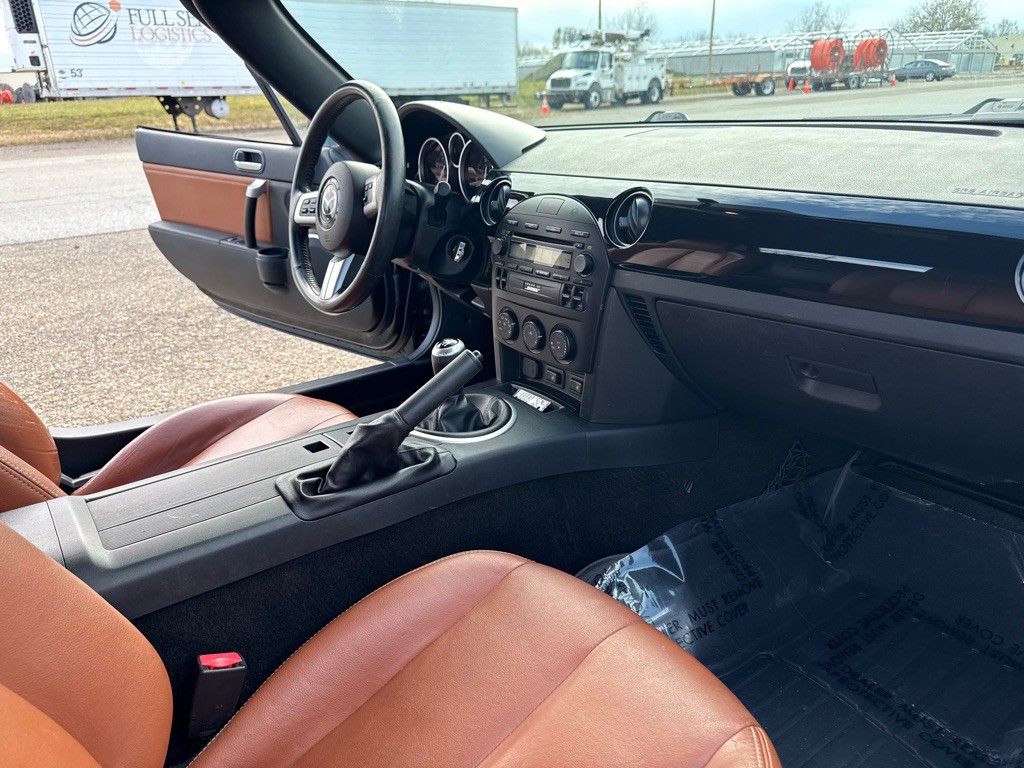 2008 Mazda MX-5 Miata Image 11