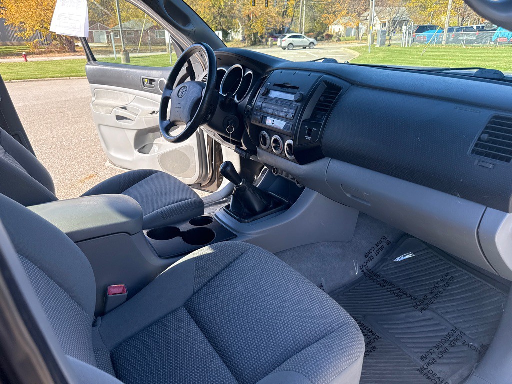 2009 Toyota Tacoma Image 12