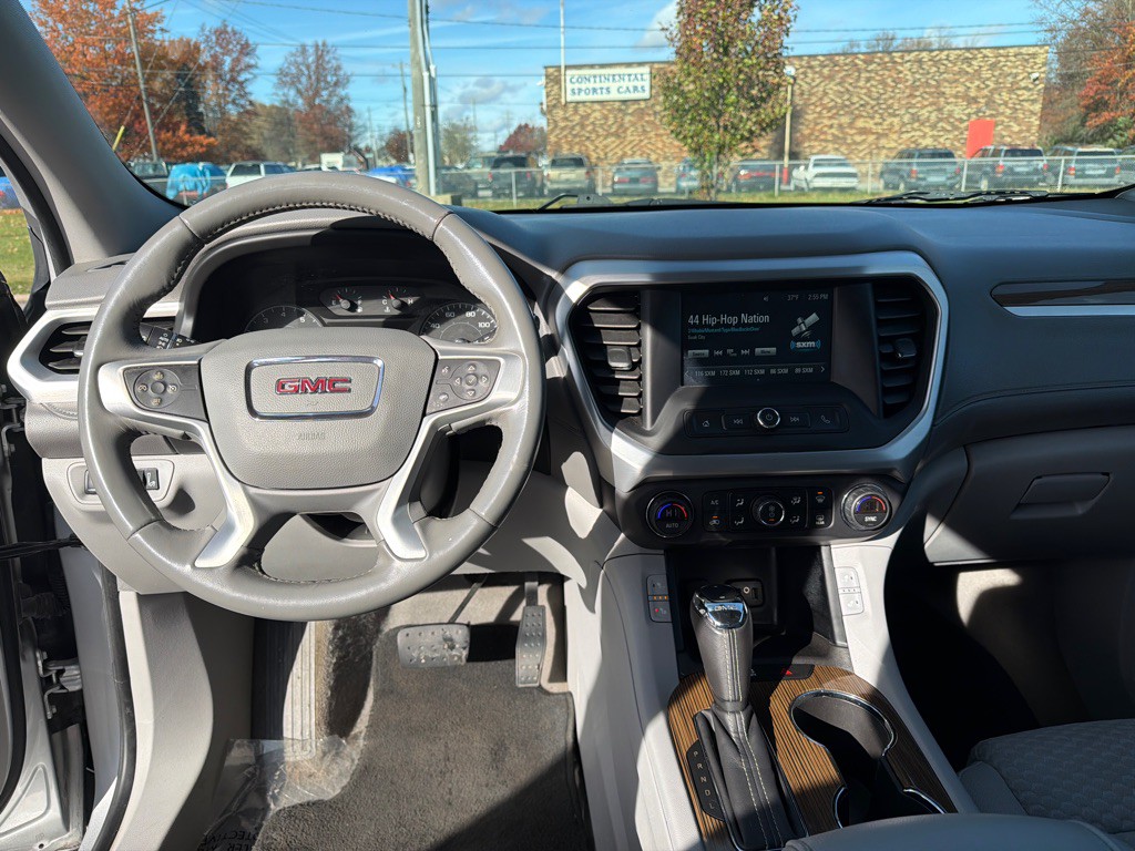 2019 GMC Acadia Image 10