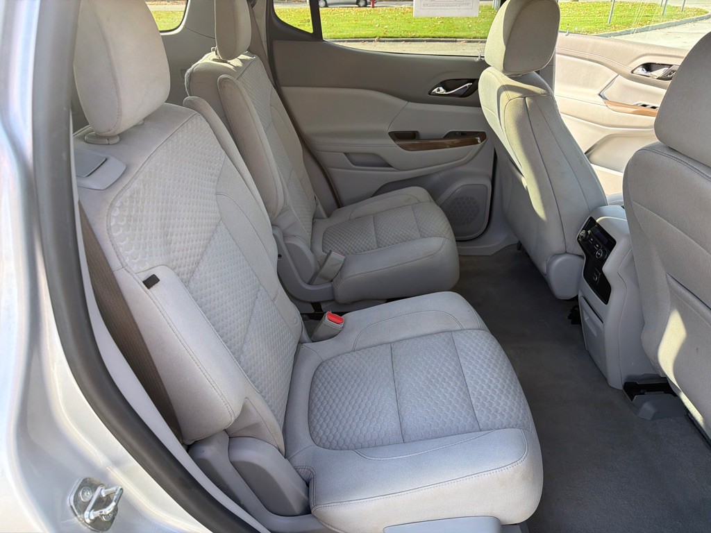 2019 GMC Acadia Image 13